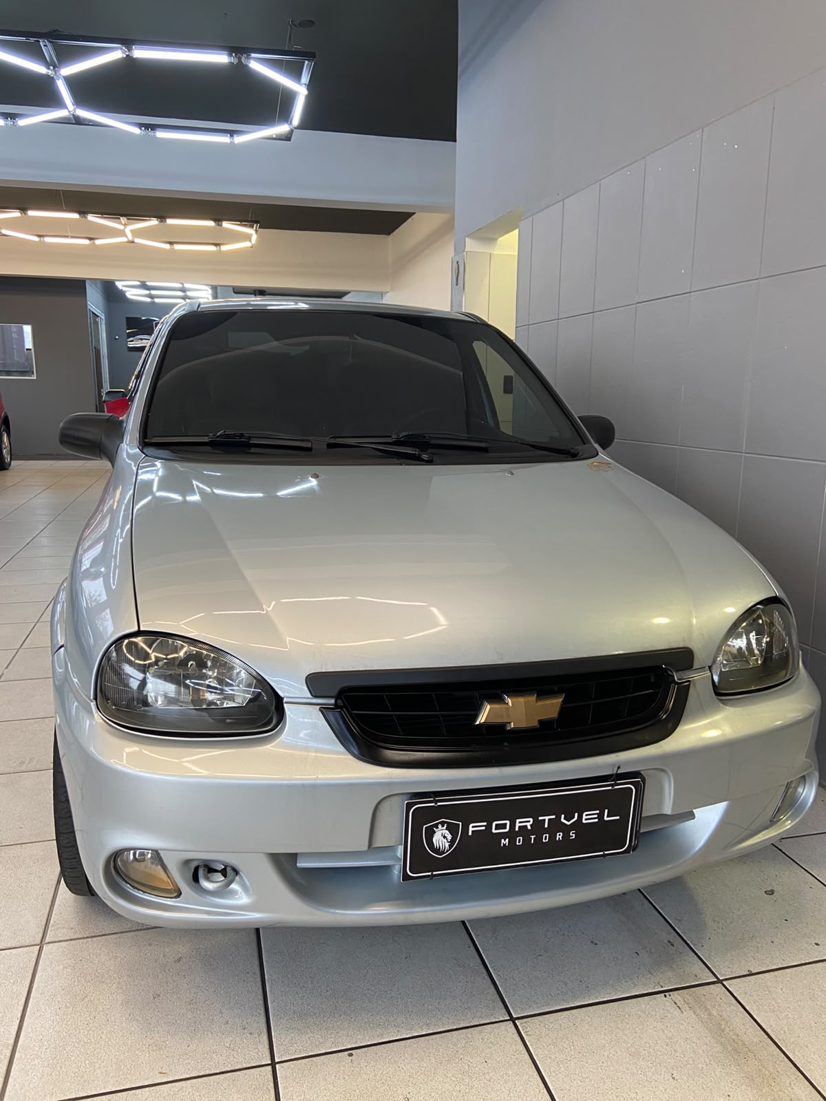 CHEVROLET CLASSIC 1.0 MPFI VHCE 8V FLEX 4P MANUAL