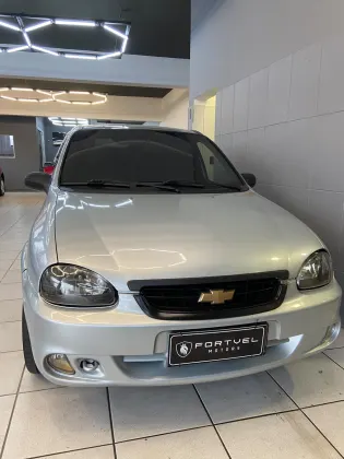 CHEVROLET CLASSIC 1.0 MPFI VHCE 8V FLEX 4P MANUAL