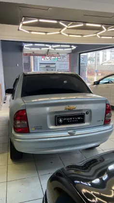 CHEVROLET CLASSIC 1.0 MPFI VHCE 8V FLEX 4P MANUAL