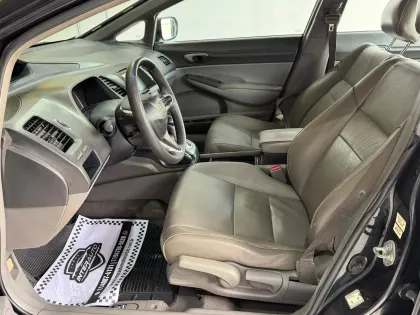 HONDA CIVIC 1.8 LXS 16V FLEX 4P AUTOMÁTICO