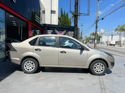 FORD FIESTA 1.6 MPI 8V GASOLINA 4P MANUAL
