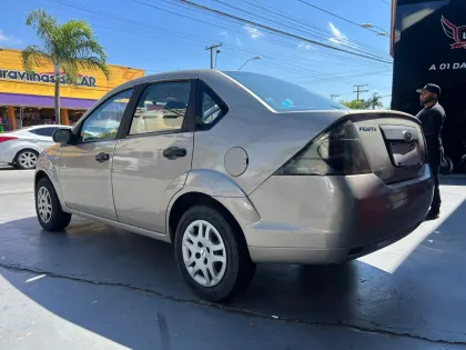 FORD FIESTA 1.6 MPI 8V GASOLINA 4P MANUAL