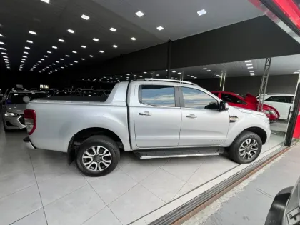 FORD RANGER 3.2 LIMITED 4X4 CD 20V DIESEL 4P AUTOMÁTICO