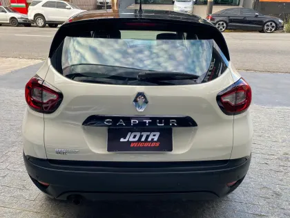 RENAULT CAPTUR 1.6 16V SCE FLEX LIFE X-TRONIC
