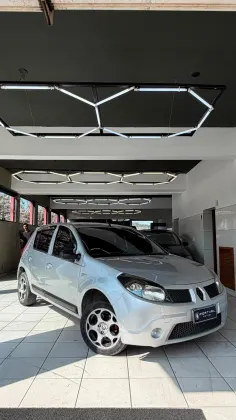 RENAULT SANDERO 1.0 EXPRESSION 16V FLEX 4P MANUAL