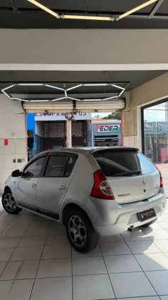 RENAULT SANDERO 1.0 EXPRESSION 16V FLEX 4P MANUAL