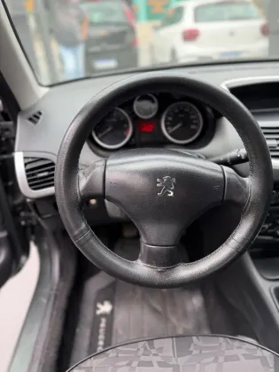 PEUGEOT 207 1.4 XR 8V FLEX 4P MANUAL