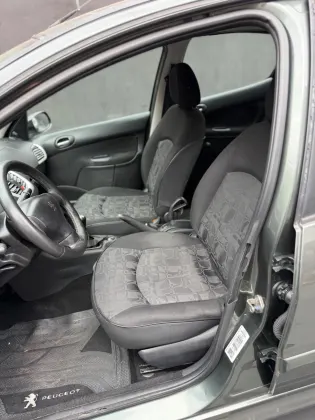 PEUGEOT 207 1.4 XR 8V FLEX 4P MANUAL