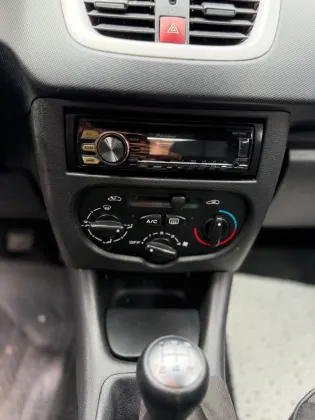 PEUGEOT 207 1.4 XR 8V FLEX 4P MANUAL