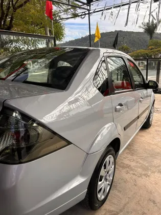 FORD FIESTA 1.0 MPI SEDAN 8V FLEX 4P MANUAL