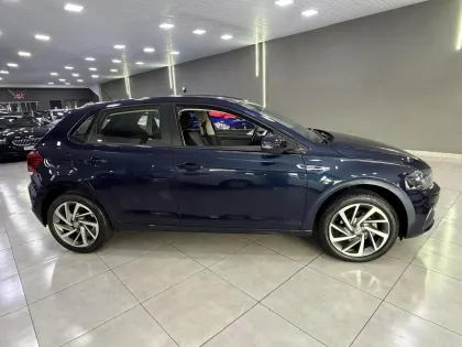 VOLKSWAGEN POLO 1.0 200 TSI HIGHLINE AUTOMÁTICO