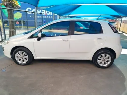 FIAT PUNTO 1.4 ATTRACTIVE 8V FLEX 4P MANUAL
