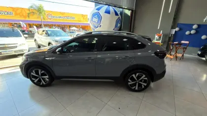 VOLKSWAGEN NIVUS 1.0 200 TSI TOTAL FLEX HIGHLINE AUTOMÁTICO