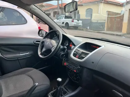 PEUGEOT 207 1.4 XR 8V FLEX 4P MANUAL
