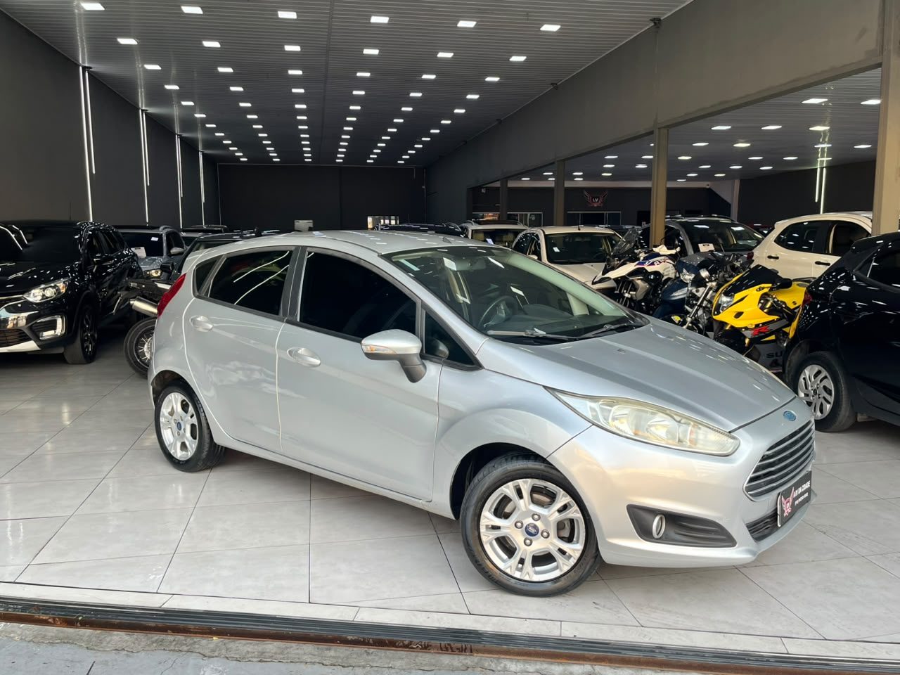 FORD FIESTA 1.6 SE HATCH 16V FLEX 4P MANUAL