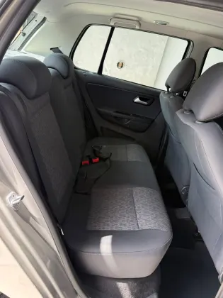 VOLKSWAGEN FOX 1.6 MI 8V FLEX 4P MANUAL
