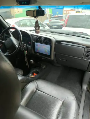 CHEVROLET S10 2.4 MPFI EXECUTIVE 4X2 CD 8V FLEX 4P MANUAL