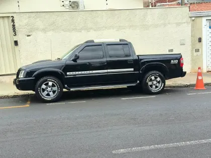 CHEVROLET S10 2.4 MPFI EXECUTIVE 4X2 CD 8V FLEX 4P MANUAL