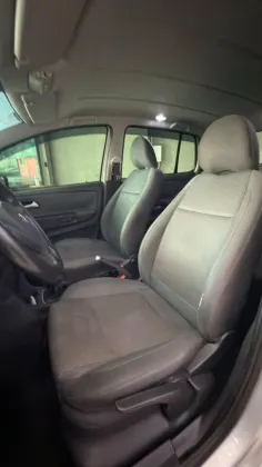 VOLKSWAGEN FOX 1.6 MI 8V FLEX 4P MANUAL
