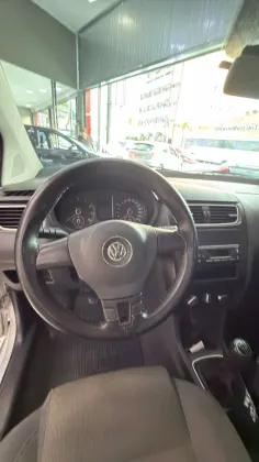 VOLKSWAGEN FOX 1.6 MI 8V FLEX 4P MANUAL