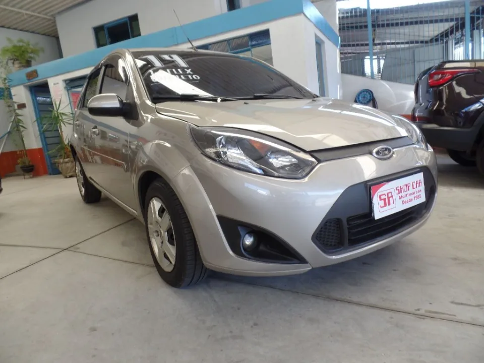 FORD FIESTA 1.6 ROCAM HATCH 8V FLEX 4P MANUAL