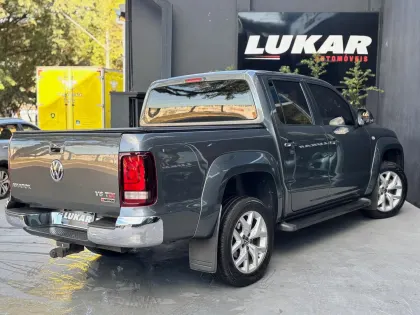 VOLKSWAGEN AMAROK 3.0 V6 TDI DIESEL HIGHLINE CD 4MOTION AUTOMÁTICO