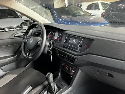VOLKSWAGEN POLO 1.0 MPI TRACK MANUAL