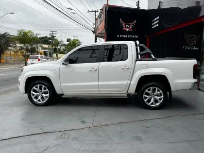 VOLKSWAGEN AMAROK 3.0 V6 TDI DIESEL HIGHLINE CD 4MOTION AUTOMÁTICO