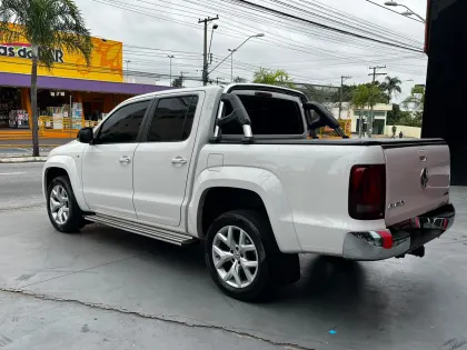 VOLKSWAGEN AMAROK 3.0 V6 TDI DIESEL HIGHLINE CD 4MOTION AUTOMÁTICO