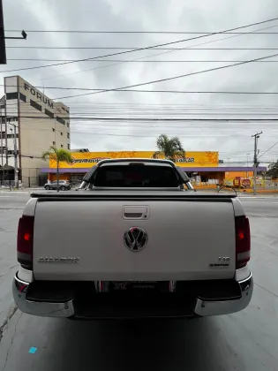 VOLKSWAGEN AMAROK 3.0 V6 TDI DIESEL HIGHLINE CD 4MOTION AUTOMÁTICO
