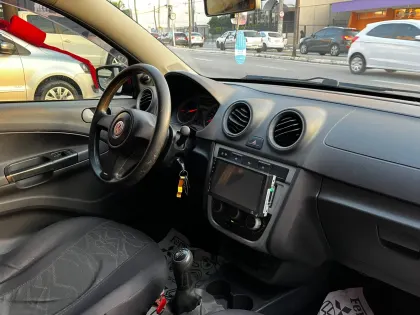 VOLKSWAGEN GOL 1.0 MI 8V FLEX 4P MANUAL G.V