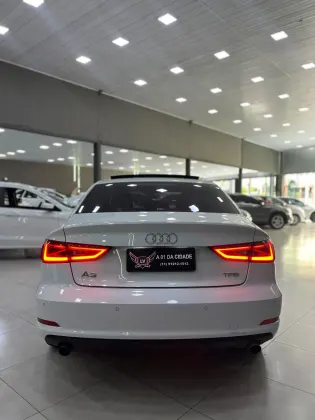 AUDI A3 2.0 TFSI SEDAN AMBITION 16V GASOLINA 4P S-TRONIC