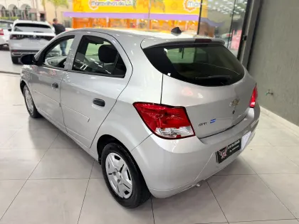 CHEVROLET ONIX 1.0 MPFI JOY 8V FLEX 4P MANUAL