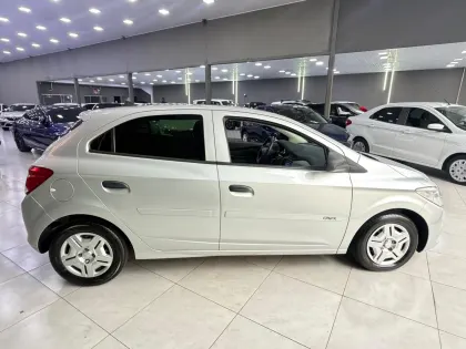 CHEVROLET ONIX 1.0 MPFI JOY 8V FLEX 4P MANUAL