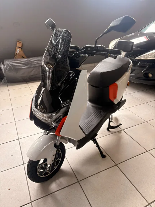 ANGIE AG22