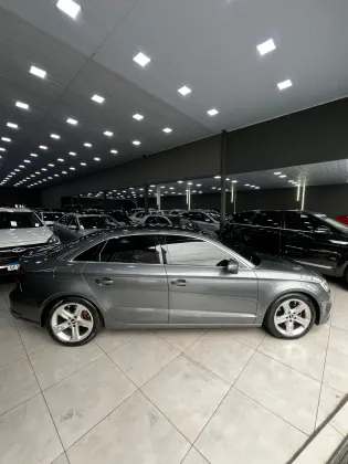 AUDI A3 2.0 40 TFSI MHEV SEDAN PERFORMANCE BLACK S-TRONIC