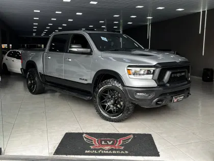 RAM 1500 5.7 V8 GASOLINA REBEL CD 4X4 AUTOMÁTICO