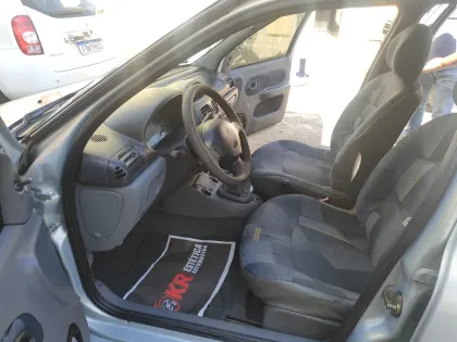 RENAULT CLIO 1.6 RN 16V GASOLINA 4P MANUAL