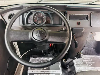 VOLKSWAGEN KOMBI 1.6 MI STD 8V GASOLINA 3P MANUAL