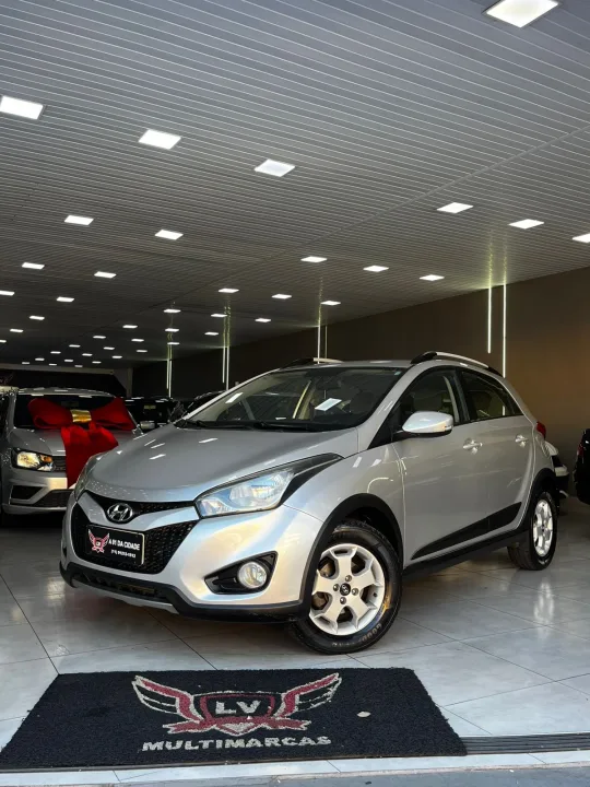 HYUNDAI HB20X 1.6 16V STYLE FLEX 4P AUTOMÁTICO