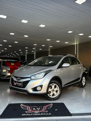 HYUNDAI HB20X 1.6 16V STYLE FLEX 4P AUTOMÁTICO