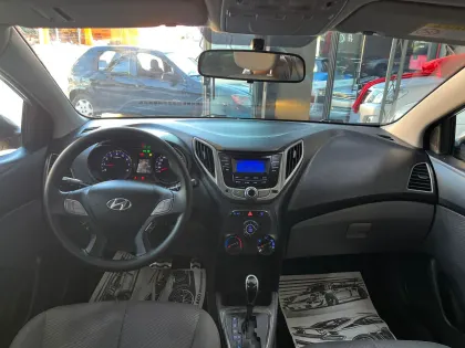 HYUNDAI HB20X 1.6 16V STYLE FLEX 4P AUTOMÁTICO