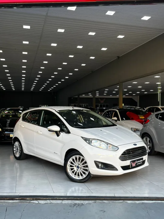 FORD FIESTA 1.6 SE HATCH 16V FLEX 4P AUTOMÁTICO