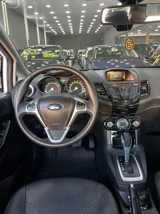 FORD FIESTA 1.6 SE HATCH 16V FLEX 4P AUTOMÁTICO