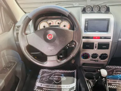 FIAT PALIO 1.8 MPI ADVENTURE LOCKER WEEKEND 8V FLEX 4P MANUAL