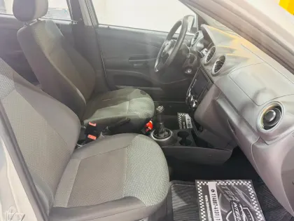 VOLKSWAGEN GOL 1.0 MI 8V FLEX 4P MANUAL