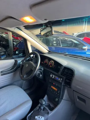 CHEVROLET ZAFIRA 2.0 MPFI EXPRESSION 8V FLEX 4P AUTOMÁTICO