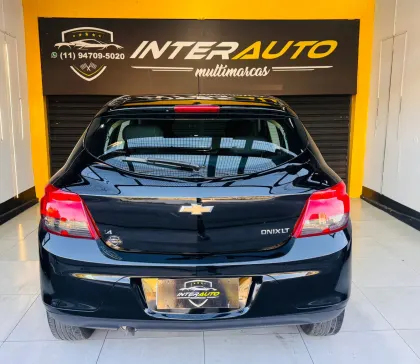CHEVROLET ONIX 1.4 MPFI LT 8V FLEX 4P MANUAL