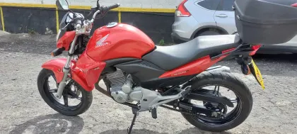 HONDA CB 300R