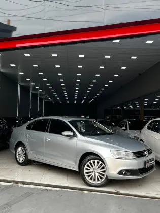 VOLKSWAGEN JETTA 2.0 TSI HIGHLINE 211CV GASOLINA 4P TIPTRONIC